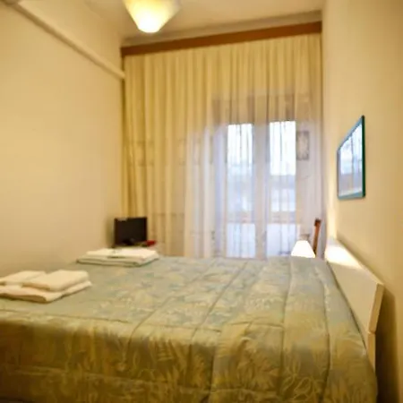 Ladybianca & בית הארחה 3*