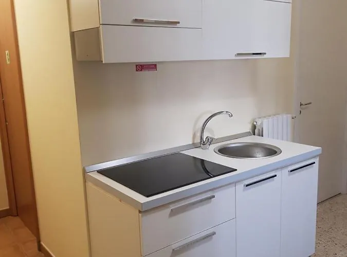 招待所 Ladybianca & 3*