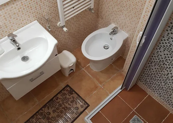 招待所 Ladybianca & 3*