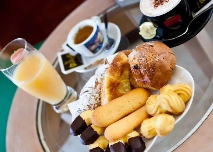 Ladybianca & 招待所 莱切