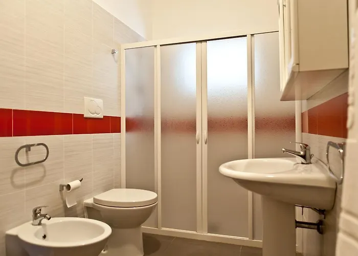 Ladybianca & 招待所 莱切