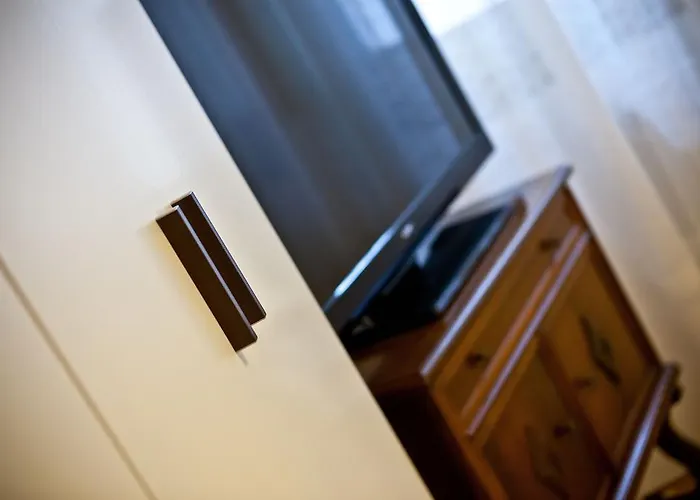 Ladybianca & 招待所 3*