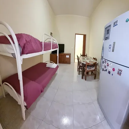 ゲストハウス Ladybianca &